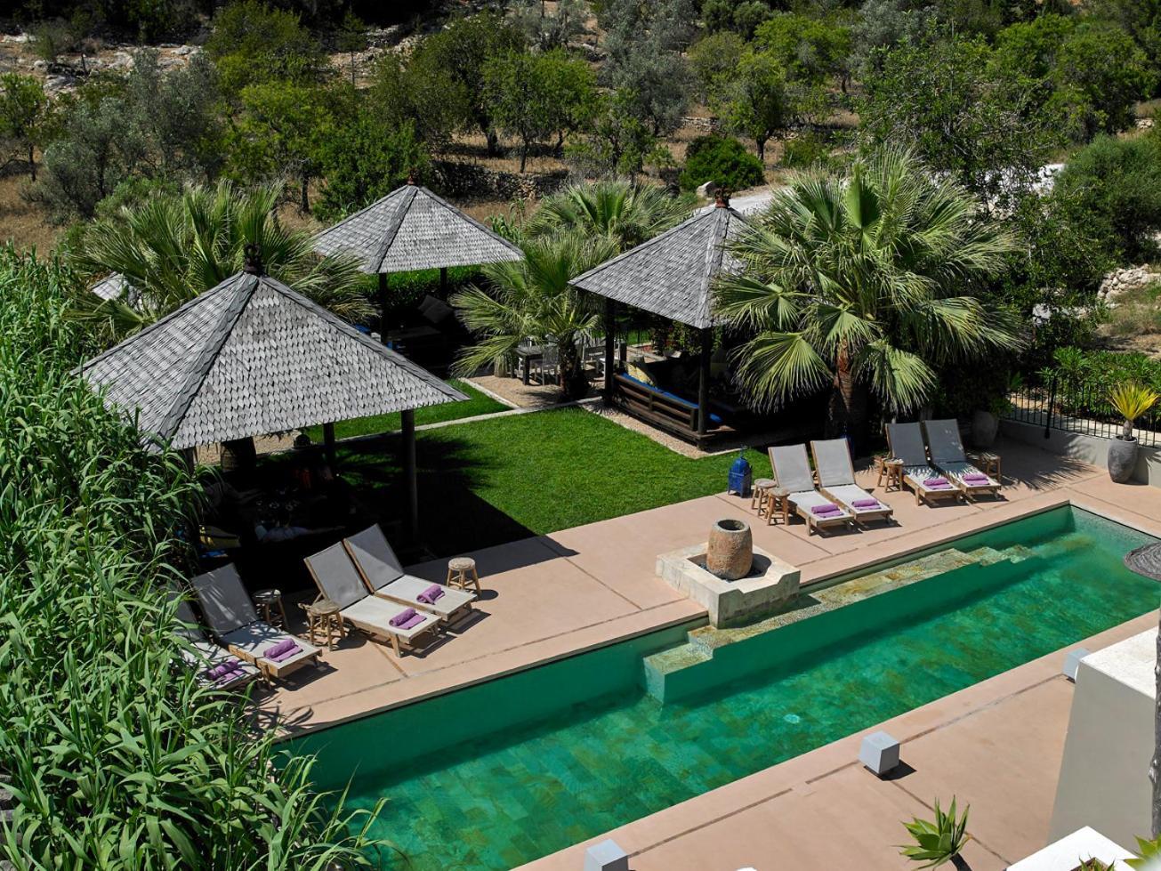 The Giri Residence Sant Joan De Labritja Bagian luar foto